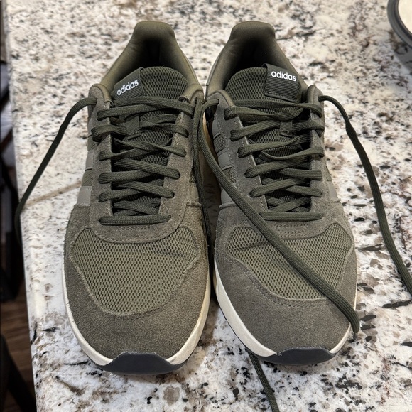 ADIDAS Cloudfoam RUN 84 SHOES Men’s size 12 - Picture 2 of 6